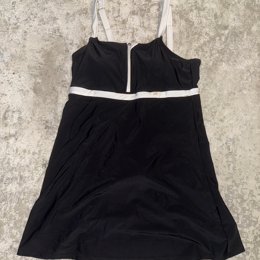 LANDS END SWIMMING SUIT